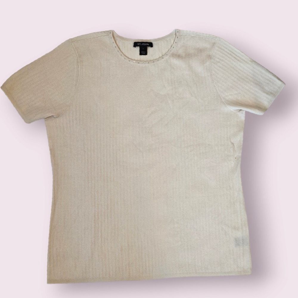 St. John Top Studded Neck line Ribbed Cream Short Sleeve Shirt  Sz Large Vintage